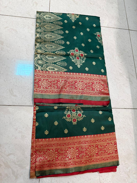 Emerald Green Banarasi Silk Saree with Contrast Red Border